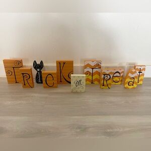 Grandin Road “Trick or Treat” Halloween Letter Sign Decor
